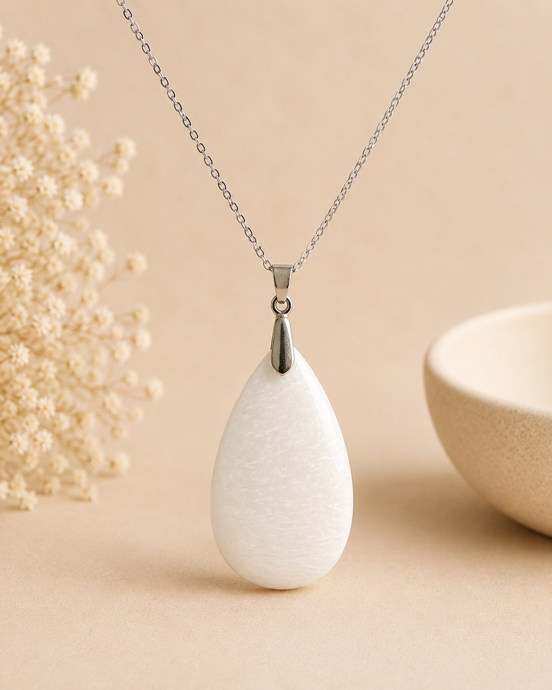Collier Goutte en Scolécite Blanche