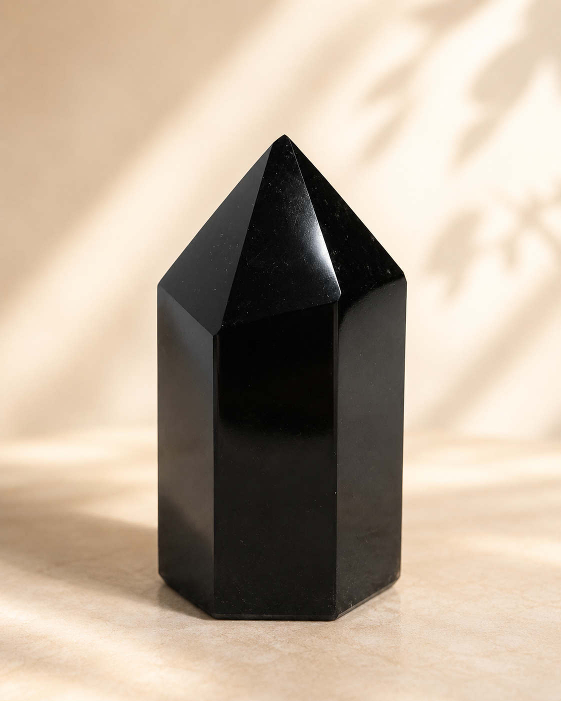 Tour en Obsidienne Noire
