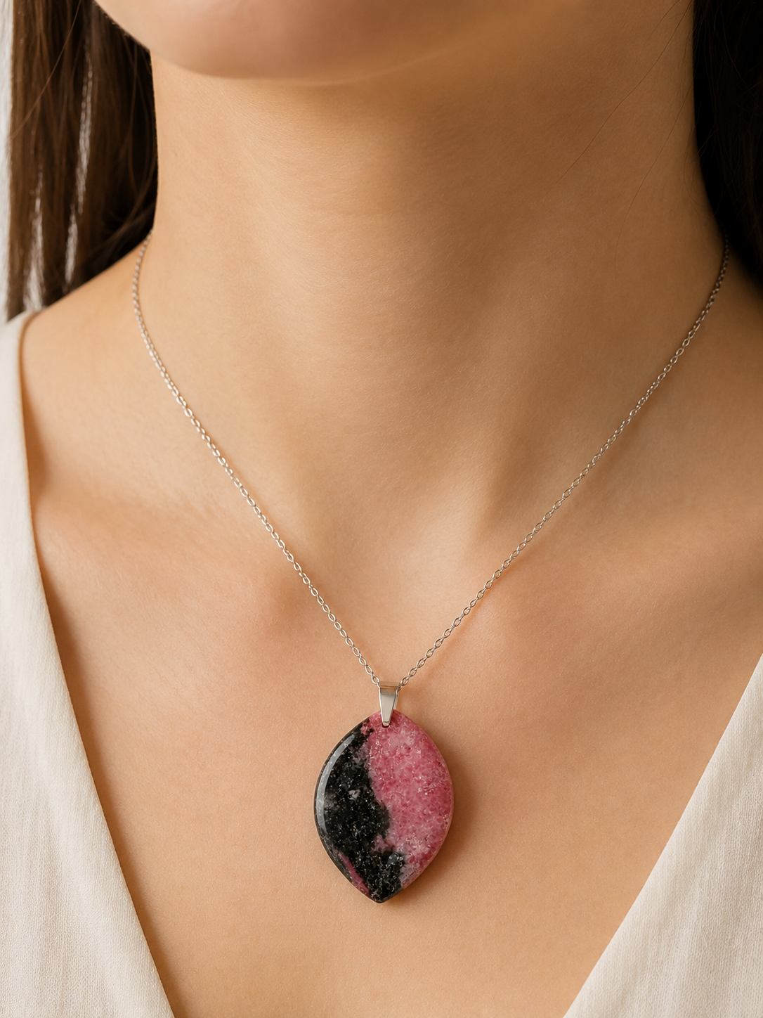 Collier Navette en Rhodonite