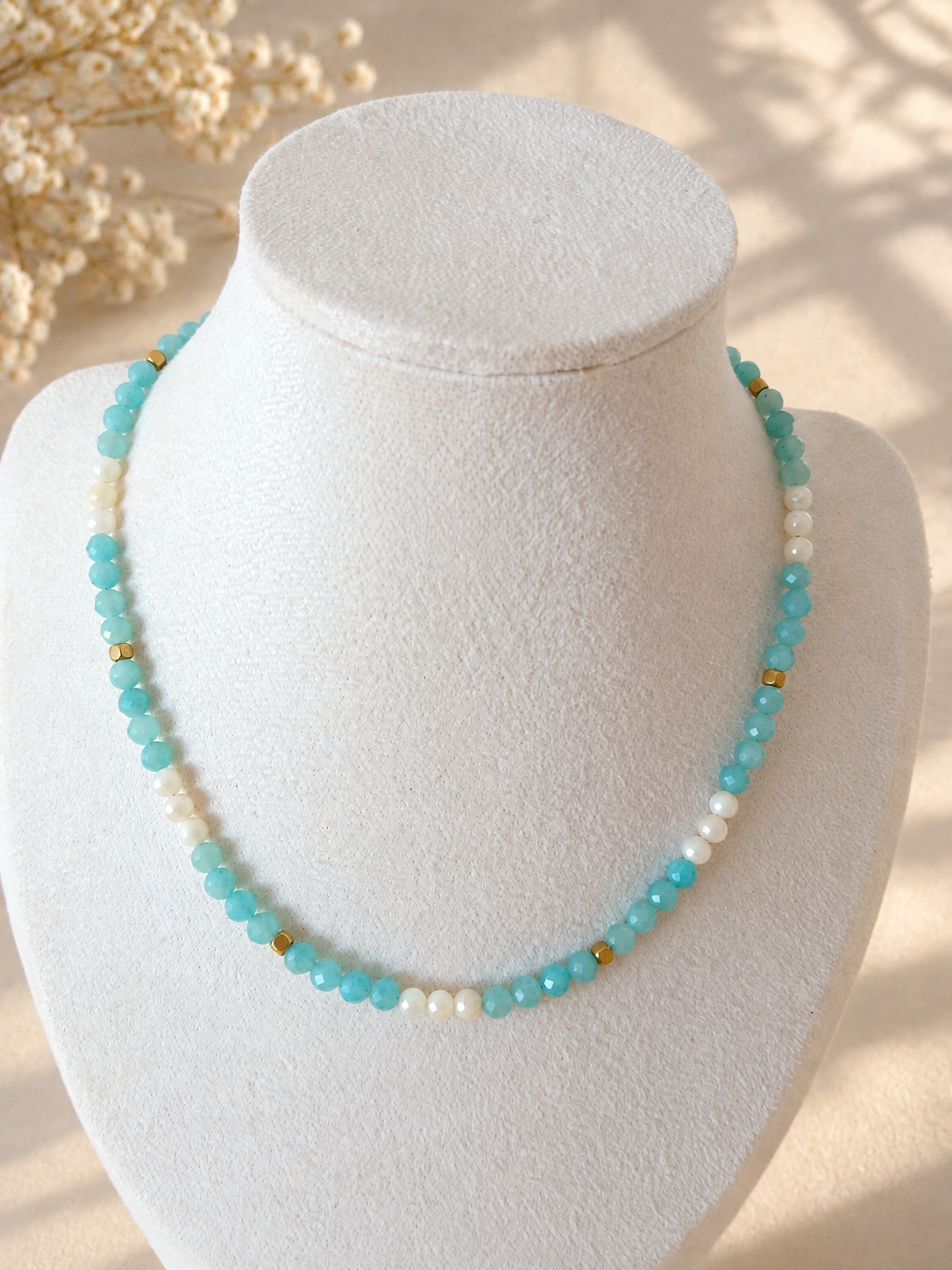 Collier "Evidence" – Amazonite & Nacre